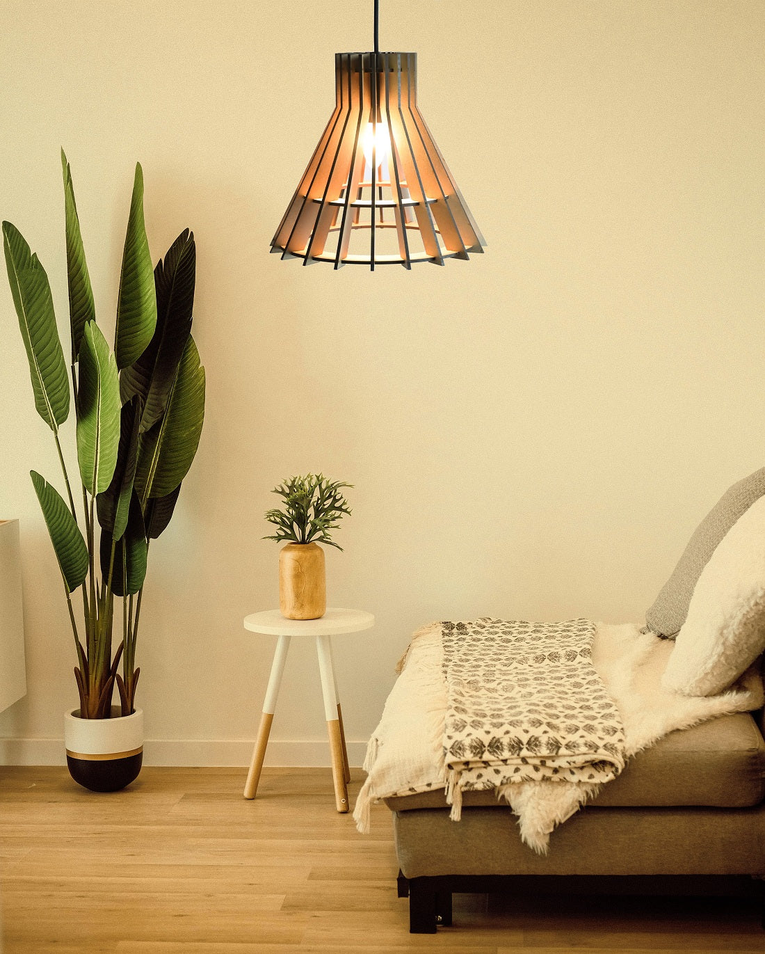 Wooden Pendant Light for Living Room, Dining Room & Bedroom | Modern Hanging Ceiling Lamp (28 x 28 x 107 cm)