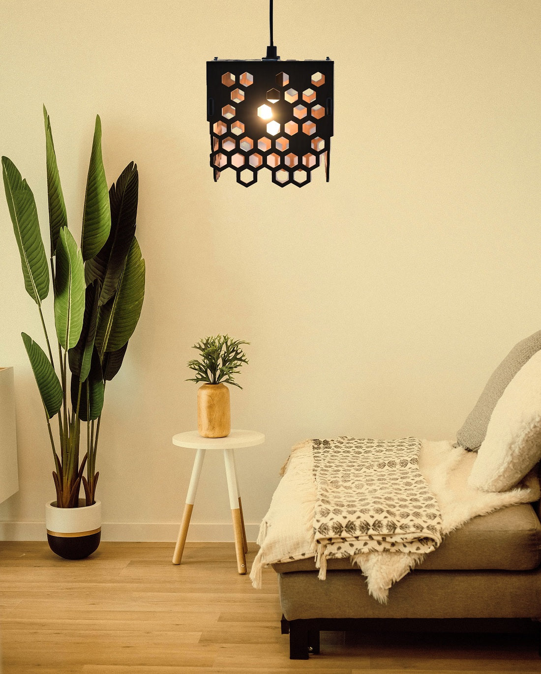 Wooden Honeycomb Pendant Light | Modern Ceiling Hanging Lamp for Home, Café & Restaurant Decoration (20x104 cm)