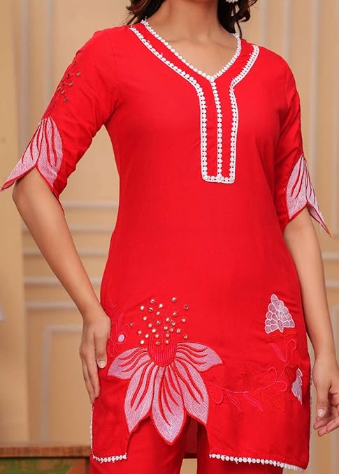Women's Cotton Floral Printed Short Straight Kurti with Pant