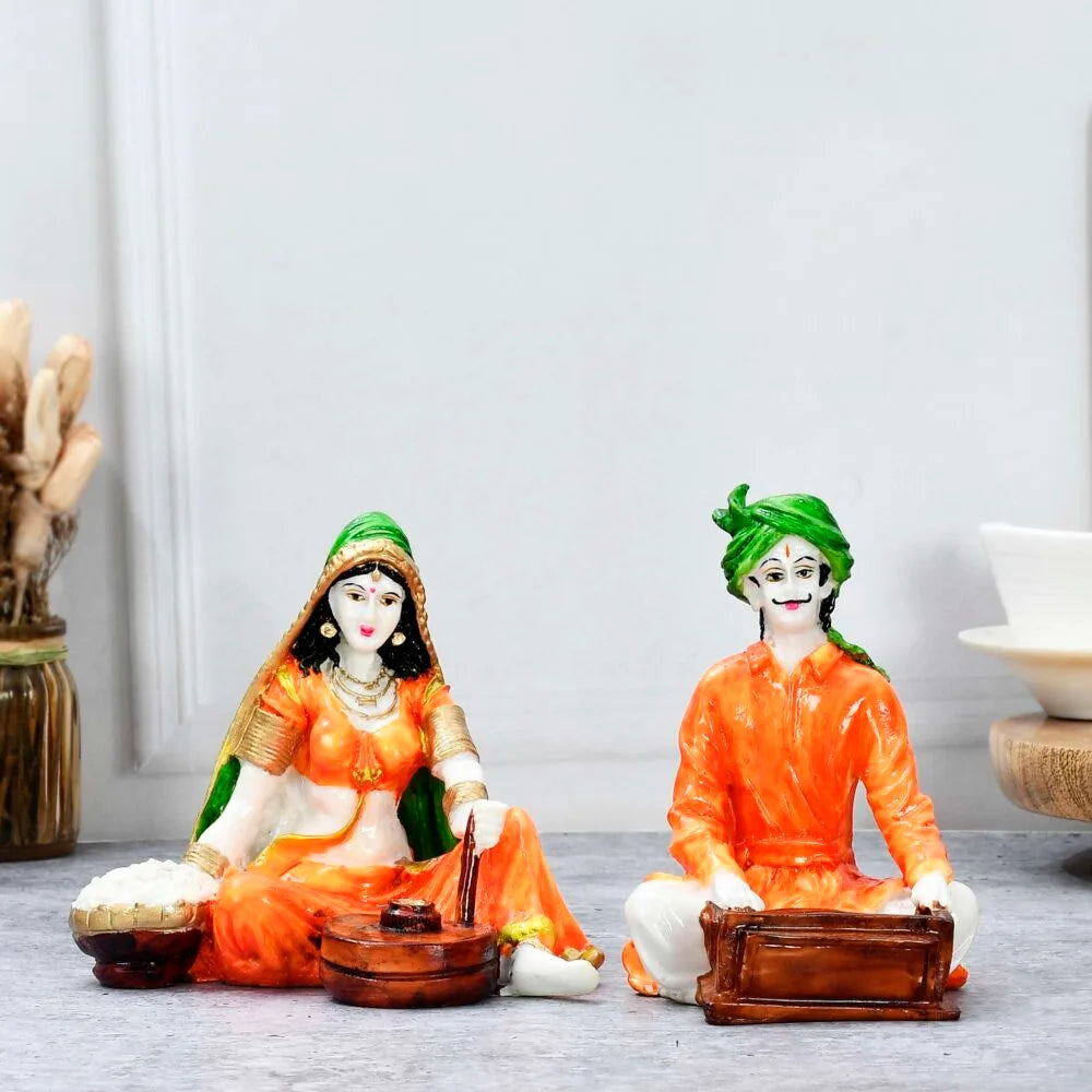 Traditional Rajasthani Couple Figurines – Handcrafted Village Music & Cooking Showpiece